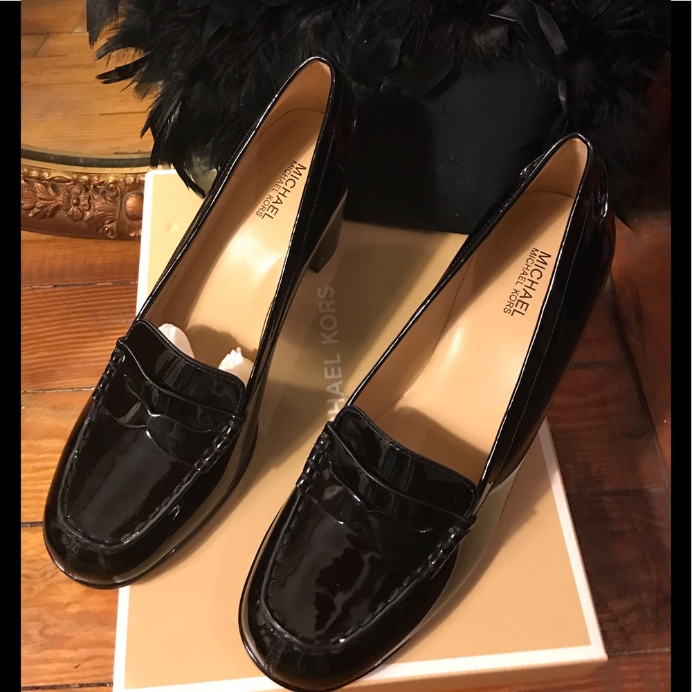 Micheal Kors Bayville Patent Black Loafer